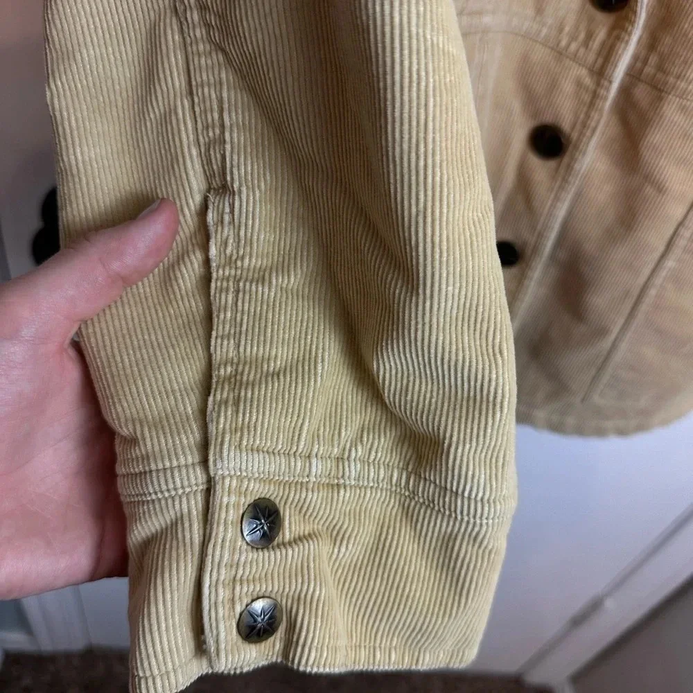 corduroy Beige Women’s Weather Tamer snap button jacket size large